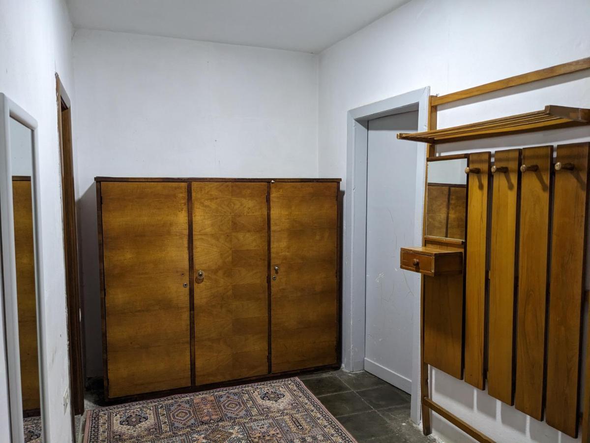 Communist Style Room Shkodër Exterior foto
